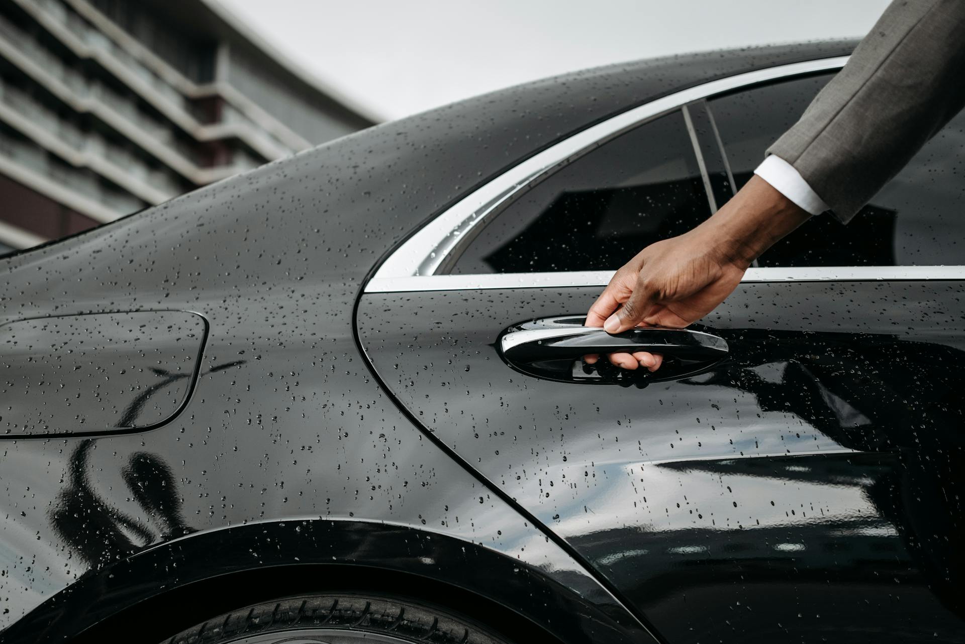 VIP Transfers and Lifestyle Logistics